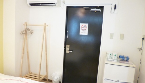 Habitación con 2 camas individuales, baño privado (Large Twin, 501)