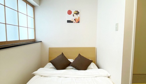 Habitación doble, baño privado (404)