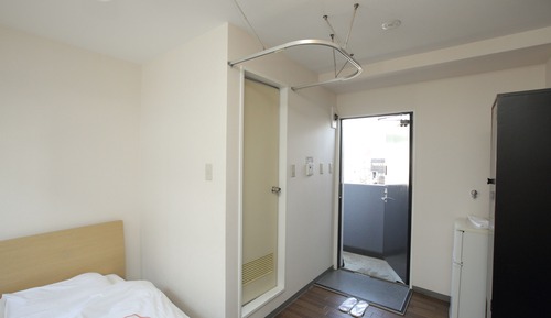 Habitación doble, baño privado (403)