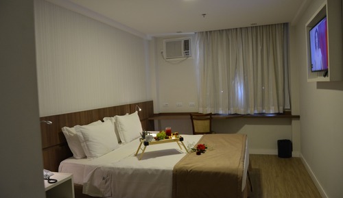 Habitación estándar con 1 cama doble o 2 individuales