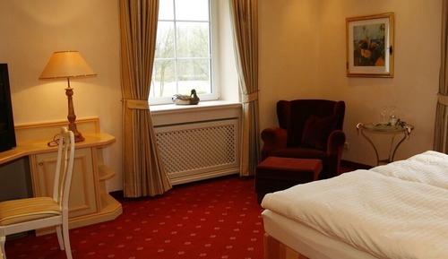 Habitación doble, baño privado (Doppel mit Dusche)