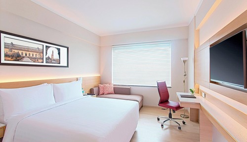 Habitación, 1 cama de matrimonio, no fumadores, vistas a la ciudad