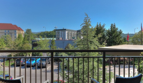 Habitación, 1 cama de matrimonio grande con sofá cama, no fumadores, vistas a la montaña (Balcony)