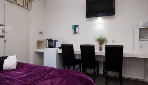 Habitación con 2 camas individuales