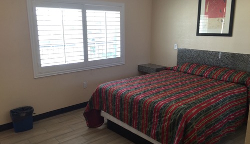 Habitación básica, 1 cama de matrimonio