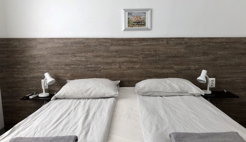 Habitación Confort, vistas a la piscina, junto a la piscina
