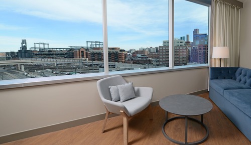 Suite, 1 habitación, accesible para personas con discapacidad (Hearing, Roll-In Shower)