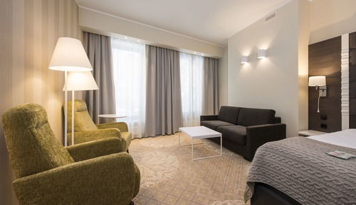 Habitación superior con 1 cama doble o 2 individuales