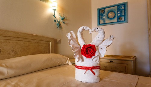 Habitación triple estándar, baño privado, vistas al jardín