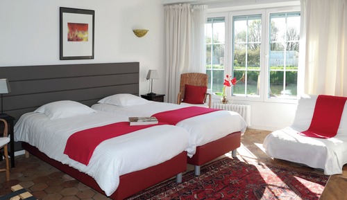 Habitación con 2 camas individuales