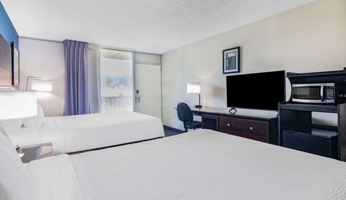 Suite, 2 camas de matrimonio, no fumadores