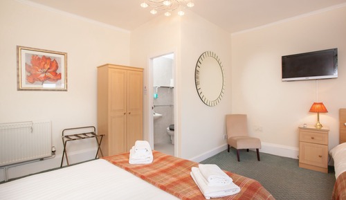 Habitación familiar, baño privado