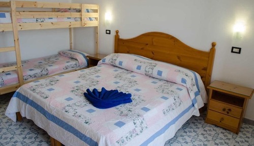Habitación cuádruple estándar