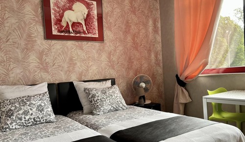 Habitación con 2 camas individuales