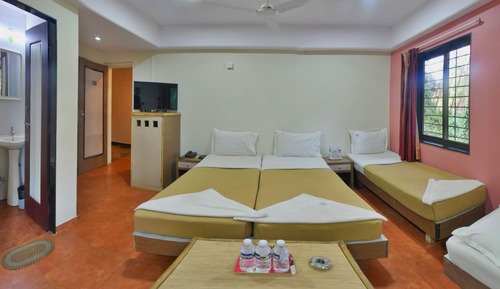 Habitación familiar, varias camas