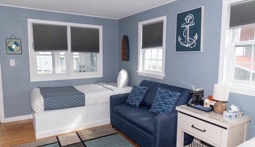 Standard Room, 1 Queen, 1 Single, and 1 Sofa Bed, Ocean View (No Pets Allowed)