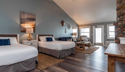 Habitación familiar, bañera de hidromasaje, vistas al lago