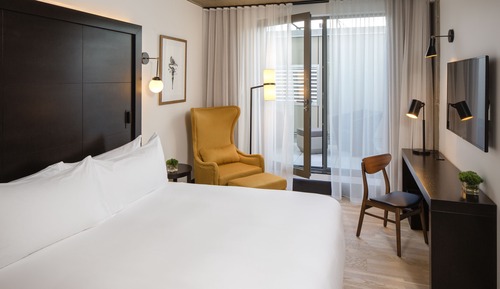 Habitación Deluxe, 1 cama de matrimonio grande, balcón