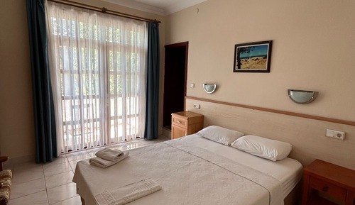 Habitación con 1 cama doble o 2 individuales