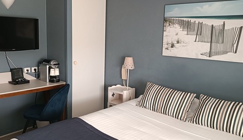 Habitación estándar doble, vistas al jardín (standard clim)