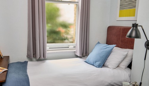 Habitación individual, baño privado