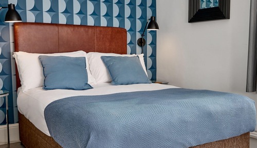 Habitación doble, baño privado