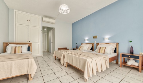 Habitación triple superior, vistas al mar