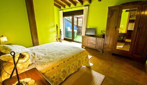 Habitación superior con 1 cama doble o 2 individuales