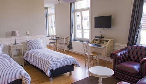 Suite Business, cocina, vistas al jardín