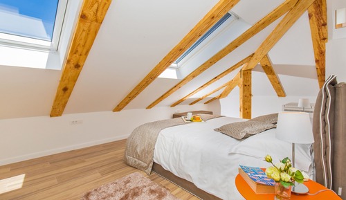 Apartamento de lujo, balcón (Attic)