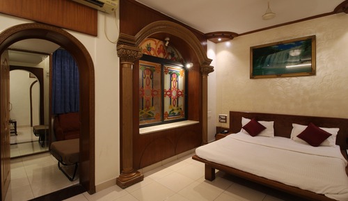 Super Deluxe AC Room