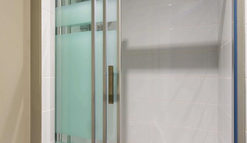 Habitación triple, varias camas