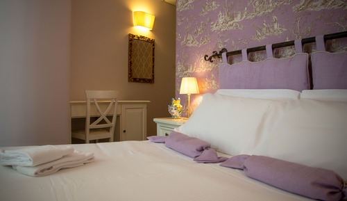 Habitación exclusiva con 1 cama doble o 2 individuales, 1 habitación, vistas a la ciudad