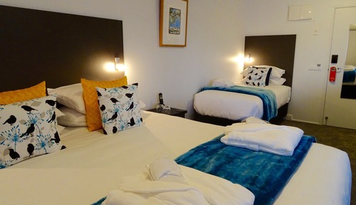 Suite Deluxe, varias camas, patio