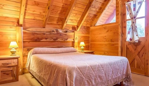 Superior House, 2 Bedrooms (5 Passengers)