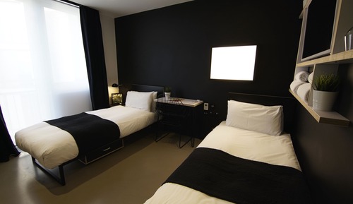 Habitación con 2 camas individuales