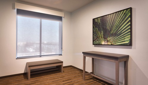 Suite, en esquina (2 Grand Queen Beds and 1 Sofa Bed)