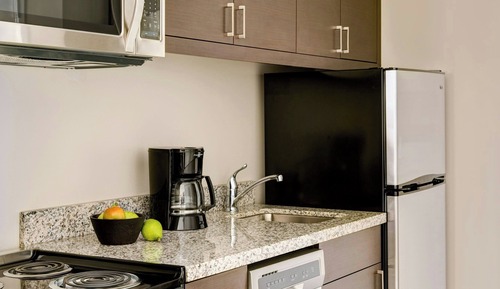 Suite, 1 habitación (Mobility Accessible, Roll-in Shower)