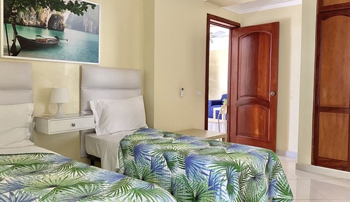 Apartamento familiar, 2 habitaciones, cocina básica