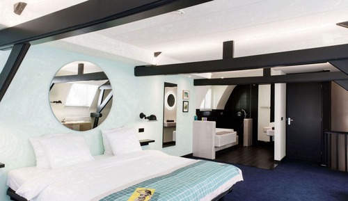 Habitación doble (Large, only accessible by stairs)