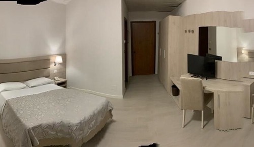 Habitación superior con 1 cama doble o 2 individuales