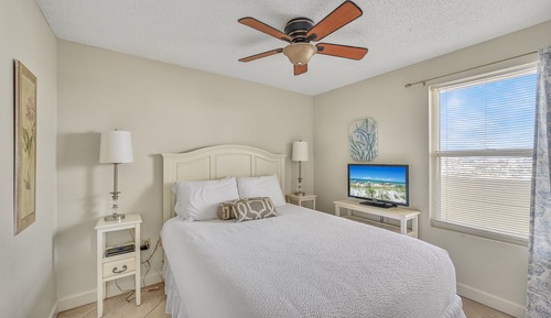 Apartamento, 2 habitaciones, vistas a la playa (Pelican 1015)