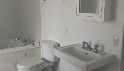 Premium Studio Suite, 1 King Bed, Balcony