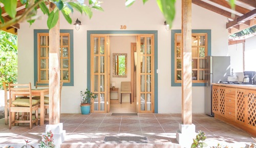 Bungalow Deluxe
