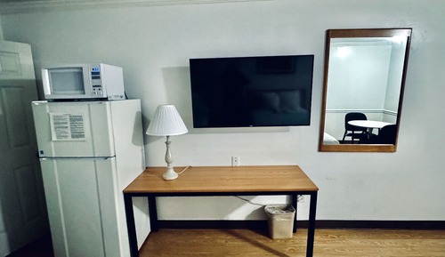 Habitación superior, 1 cama de matrimonio grande, no fumadores, frigorífico y microondas