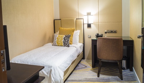 Single Room, Shared Bathroom (6 Hours Usage)