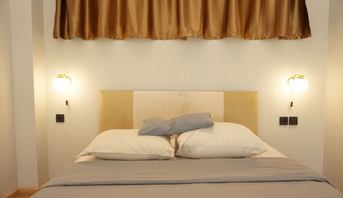 Habitación familiar doble, 1 cama de matrimonio con sofá cama