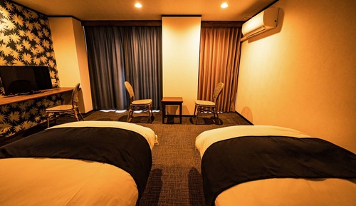 Habitación triple estándar, no fumadores (Western Style, without Bath)