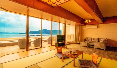 Habitación superior, no fumadores (Japanese Western Style, with Bath)