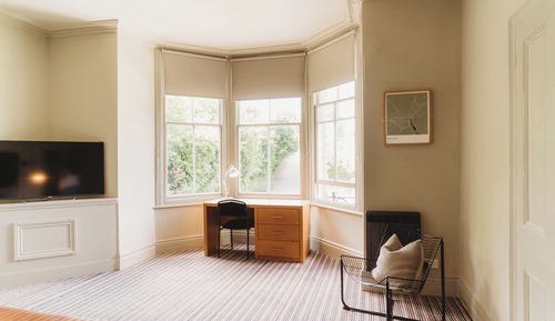 Habitación superior, 1 cama de matrimonio grande, cocina básica